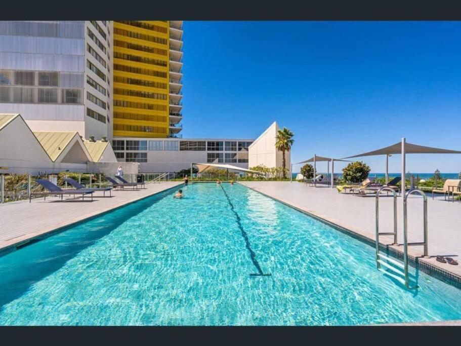 Air On Broadbeach Beachfront 2Level Stunning Apartment With 180 Degree Views Gold Coast Eksteriør billede